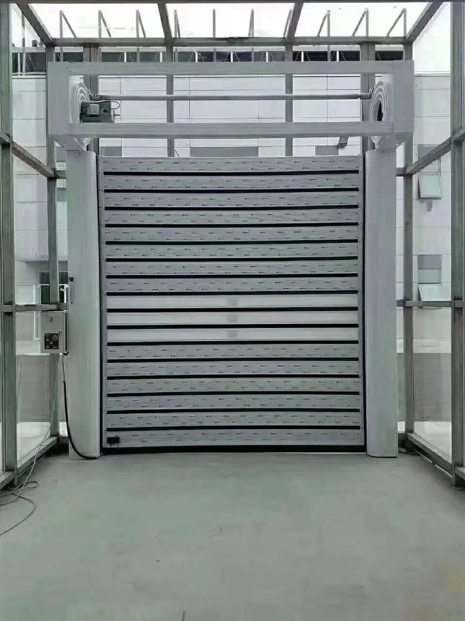 提升门