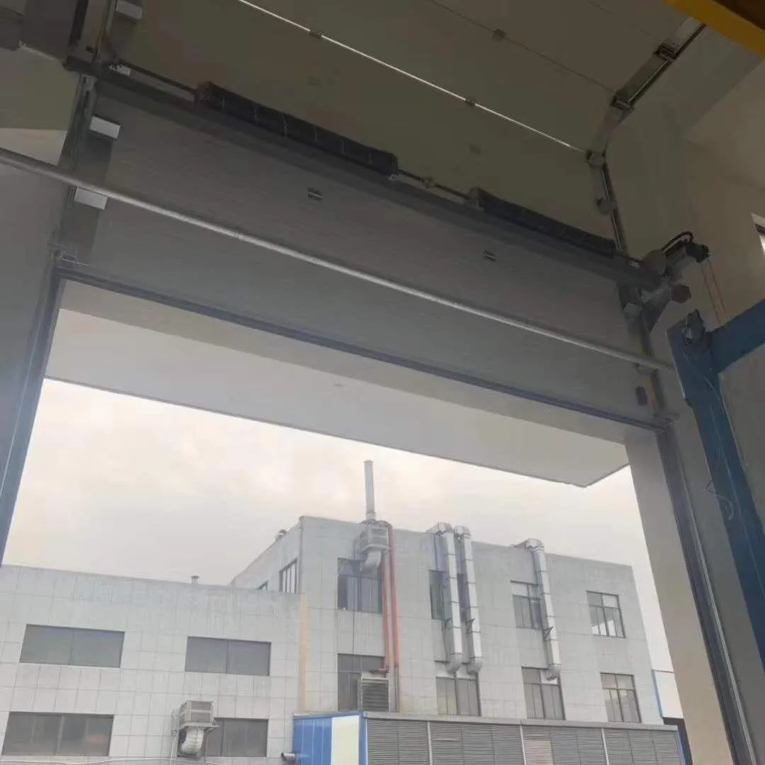 冷库超高提升门工作原理及性能优势详解